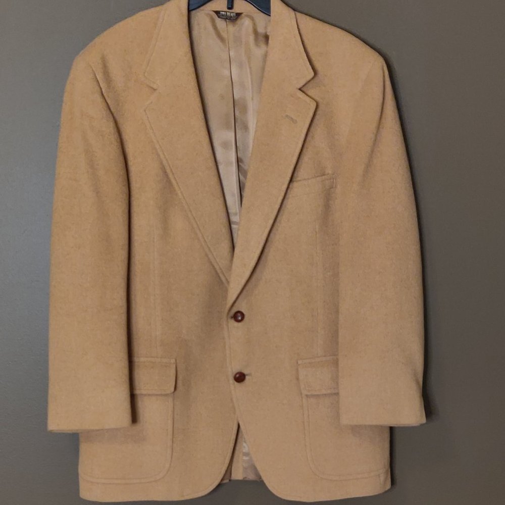 Bill Blass Vintage 100% Camel Hair Blazer with Basket Weave Leather Butt…
